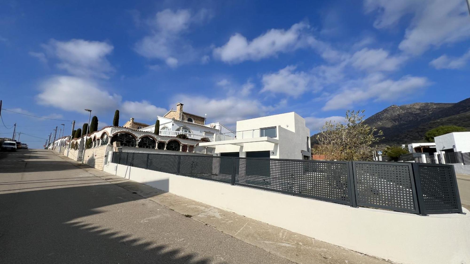 Casa Moderna Roses Con Piscina Y Jardin Mas Bosca, Roses Villa Palau Saverdera Buitenkant foto